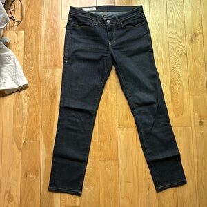 Imogene + Willie dark wash Lucy skinny stretch jeans, size 27R